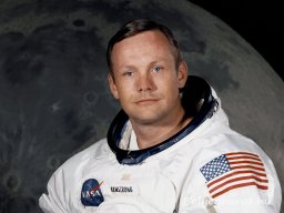 Neil Armstrong valójában